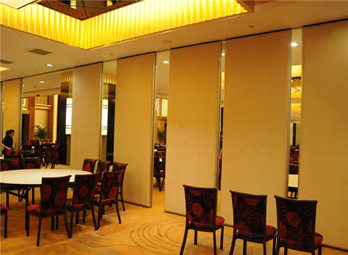 镜面夹层款酒店隔断